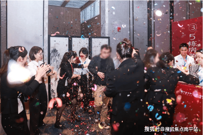 翡翠天序楼盘详情_【】首页网站-售楼处24小时电话-提前来电预约【尊享】优惠活动尊龙凯时app平台【2025长沙热门楼盘】中建翡翠天序售楼处VIP热线电话_中建(图6)