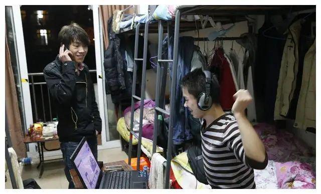 0度校方：用电习惯不好电工称到不了人生就是搏大学生宿舍月用电竟达80(图5)