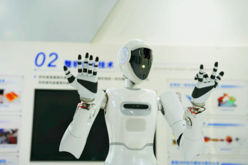 生产力——美的空调连续多年市场销量行业第一z6尊龙网站登录入口以用户需求为基锚定新质(图6)