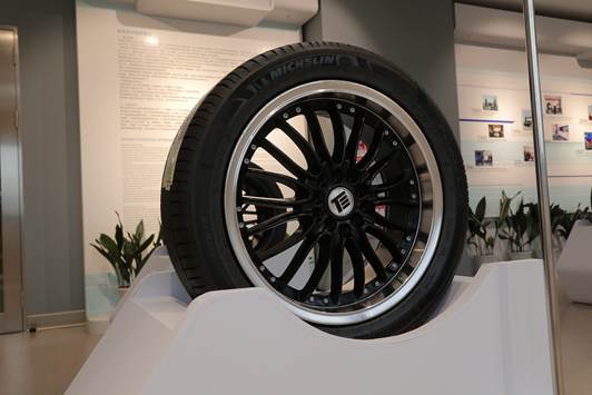 伟巴斯特的极致天窗工艺尊龙AG人生就是博遇见(图19)