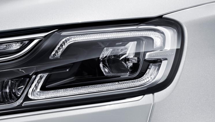 伟巴斯特的极致天窗工艺尊龙AG人生就是博遇见(图32)